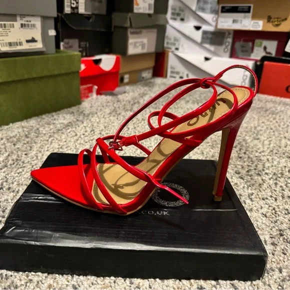 patent faux leather red strappy open toe heels - Picture 3 of 4
